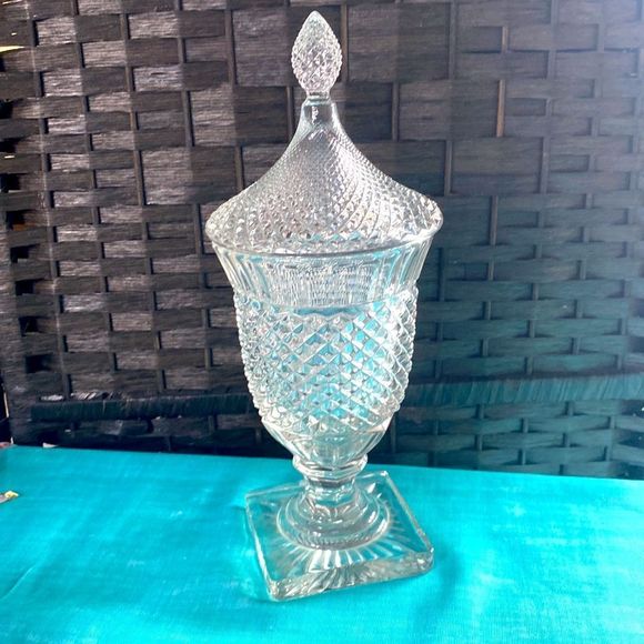 Vintage Cut Class Vase Urn With Lid - Picture 1 of 14